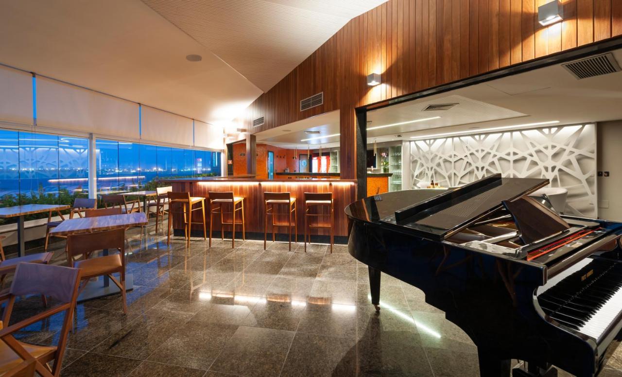 Hotel Senac Ilha Do Boi Vitoria Exterior photo The lounge at the airport