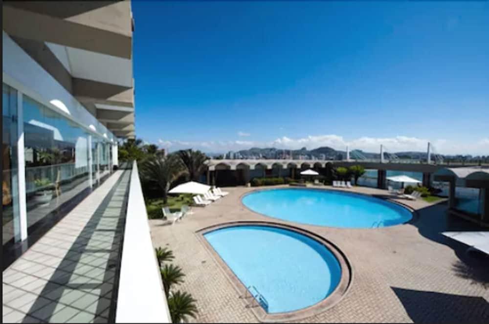 Hotel Senac Ilha Do Boi Vitoria Exterior photo Swimming pool