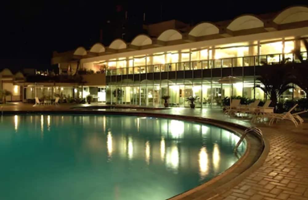 Hotel Senac Ilha Do Boi Vitoria Exterior photo The pool at the hotel